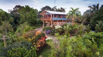 /international/cr/3-1-acres-a-4-bedrooms-including-main-home-and-two-cabinas-sunset-ocean-views-15-minutes-to-surf-toyota-hilux-included-mountain-and-near-the-coast-house-for-sale-in-playa-pavones-playa-pavones-puntarenas-310101018804/?lang=zh-tw