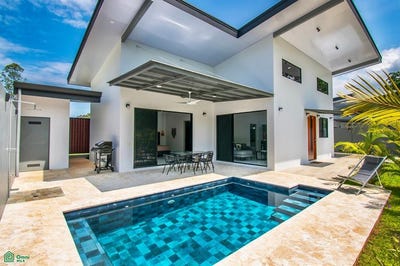 /international/cr/uvita-puntarenas-puntarenas-310107916662/