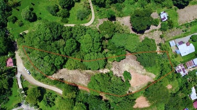 /international/cr/build-ready-lot-in-ojochal-s-calle-cacique-easy-access-stunning-mountain-views-ojochal-puntarenas-province-310102988839/