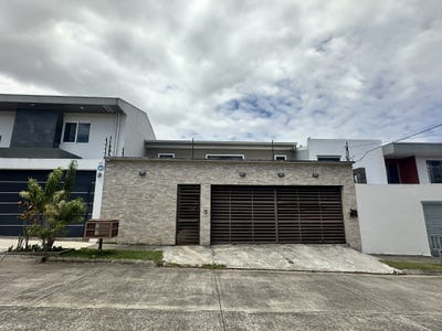 /international/cr/residencial-quizarco-santo-domingo-heredia-santo-domingo-heredia-province-310107759101/