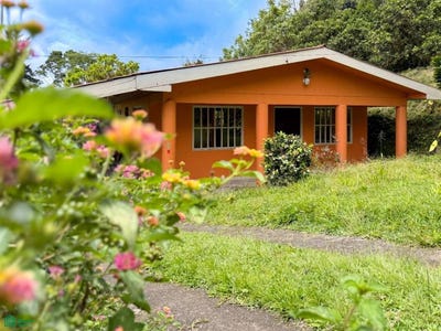 /international/cr/50-m-oeste-de-la-iglesia-de-santa-cruz-santa-cruz-turrialba-cartago-turrialba-cartago-province-310106247265/