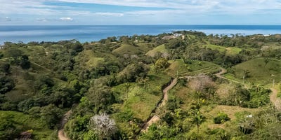 /international/cr/expansive-hillside-lot-above-santa-teresa-san-isidro-santa-teresa-alajuela-province-310102482617/