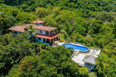 /international/cr/luxury-boutique-hotel-bahia-ballena-puntarenas-310108486548/