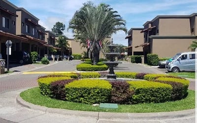 /international/cr/house-for-sale-in-santa-ana-santa-ana-san-jose-120076724119/