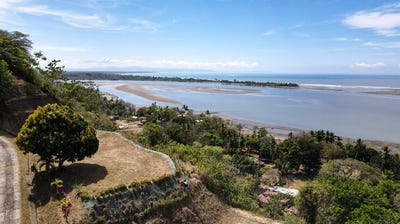 /international/cr/whitewater-ocean-view-front-ridge-land-in-ojochal-ojochal-puntarenas-province-310103585706/