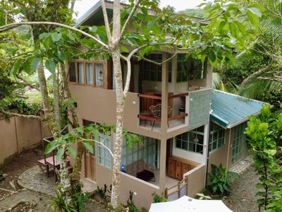 /international/cr/from-mercadito-de-la-verdura-200m-west-puerto-viejo-talamanca-limon-talamanca-limon-310100915369/?lang=zh-cn