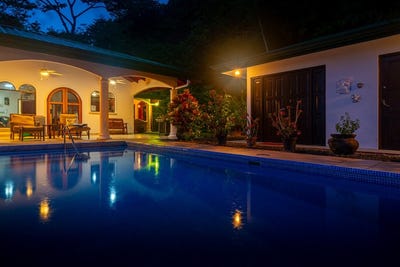 /international/cr/casa-mono-titi-front-ridge-ocean-view-tres-rios-costa-rica-tres-rios-puntarenas-310107705007/