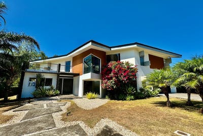 /international/cr/alajuela-alajuela-province-310096142875/