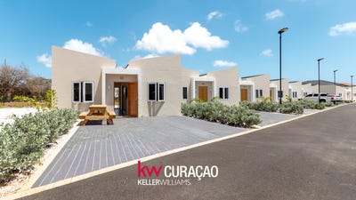 /international/cw/22-willemstad-curacao-310108278597/