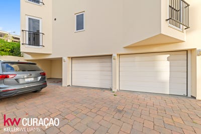 /international/cw/royal-palm-drive-willemstad-la-310108249934/