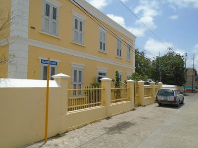 /international/cw/otrobanda-unique-rental-apartments-in-the-heart-of-otrobanda-otrobanda-curacao-otrobanda-curacao-120076228889/?lang=de