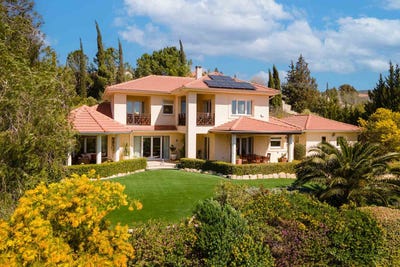 /international/cy/laneia-limassol-310105299541/