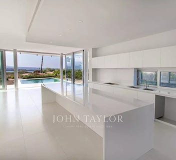 /international/cy/peyia-paphos-310101945385/
