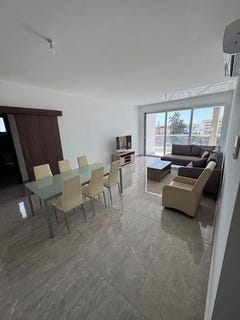 /international/cy/larnax-larnaca-310106463274/