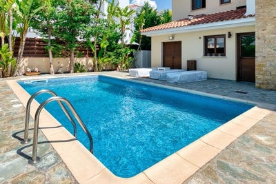 /international/cy/livadia-larnaca-310099467593/