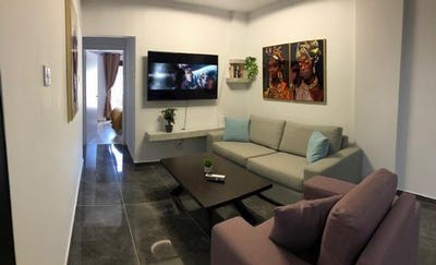 /international/cy/larnax-larnaca-310107473238/