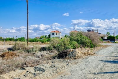 /international/cy/perivolia-larnaca-310099060523/