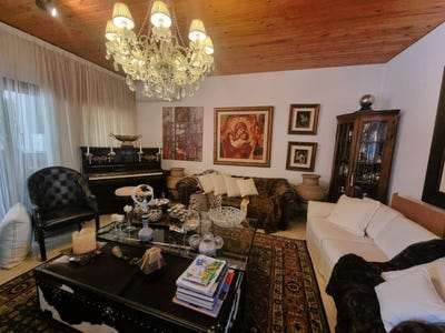 /international/cy/moniatis-limassol-120092805659/