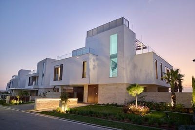 /international/cy/paralimni-famagusta-310106197671/