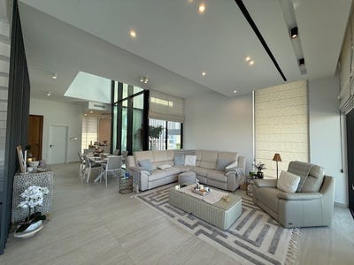 /international/cy/limassol-limassol-310108307755/