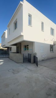 /international/cy/voroklini-larnaca-310102588668/