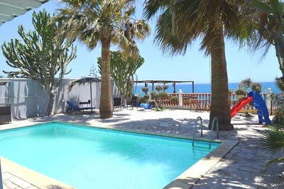 /international/cy/zygi-larnaca-310099468300/