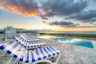 /international/cy/kazivera-nicosia-310098701698/