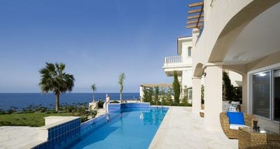 /international/cy/coral-bay-paphos-120068354997/?lang=en