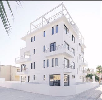 /international/cy/pyla-larnaca-310099060579/