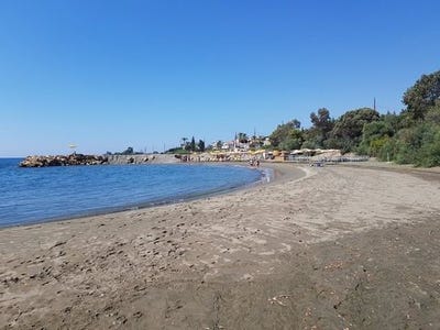 /international/cy/larnax-larnaca-310102766069/