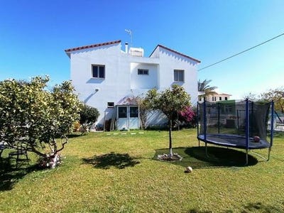 /international/cy/kosti-palama-5-larnaca-larnaca-310109021786/?lang=id