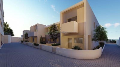 /international/cy/chlorakas-paphos-310103329979/