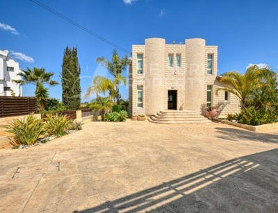 /international/cy/paralimni-famagusta-310109202175/