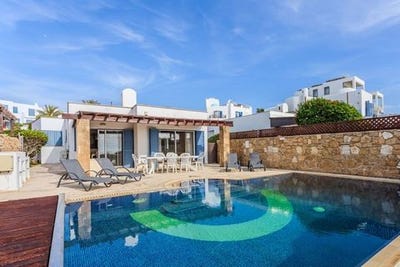 /international/cy/apollo-beach-villas-paphos-paphos-310106359442/