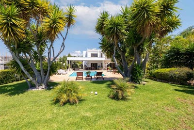 /international/cy/agios-tychon-limassol-310107969337/