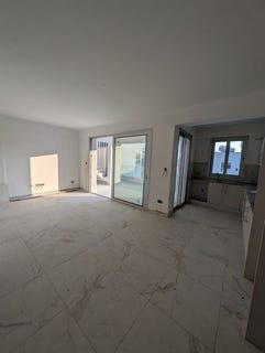/international/cy/larnax-larnaca-310107374969/
