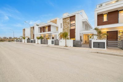 /international/cy/livadia-larnaca-310106776172/