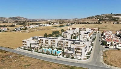 /international/cy/pyla-larnaca-310099467568/