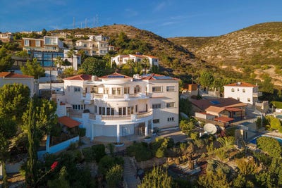 /international/cy/tala-paphos-310105297513/