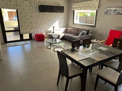 /international/cy/larnax-larnaca-310103044358/