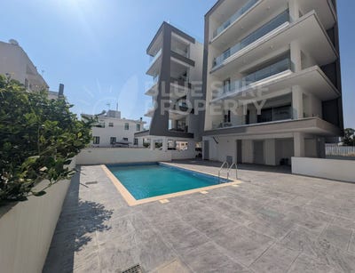 /international/cy/larnaca-larnaca-310108943615/