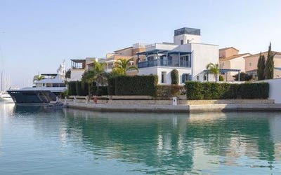 /international/cy/limassol-limassol-310106196504/