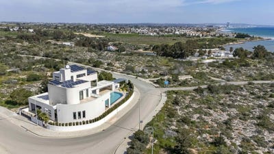 /international/cy/liopetri-famagusta-310105299110/