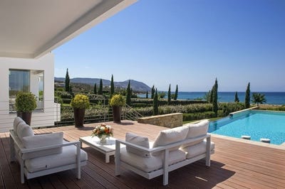 /international/cy/polis-paphos-310105349884/