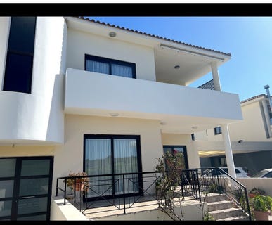 /international/cy/christou-keli-egkomi-nicosia-310102845574/