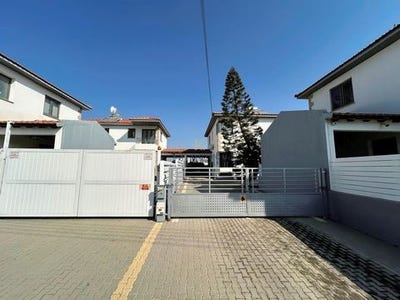 /international/cy/meneou-larnaca-larnaca-310109021705/?lang=id