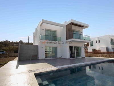 /international/cy/girne-girne-310107674459/