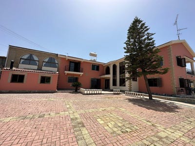 /international/cy/prastio-limassol-120092797935/