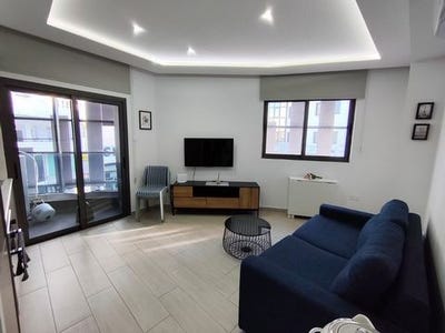 /international/cy/larnax-larnaca-310108312378/
