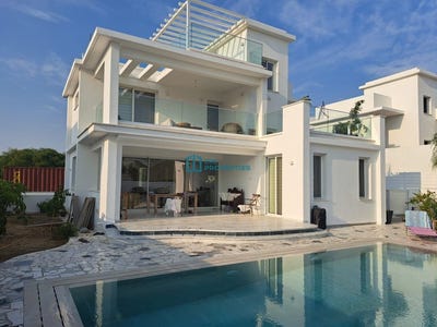 /international/cy/perivolia-larnaca-310108995878/?lang=fr